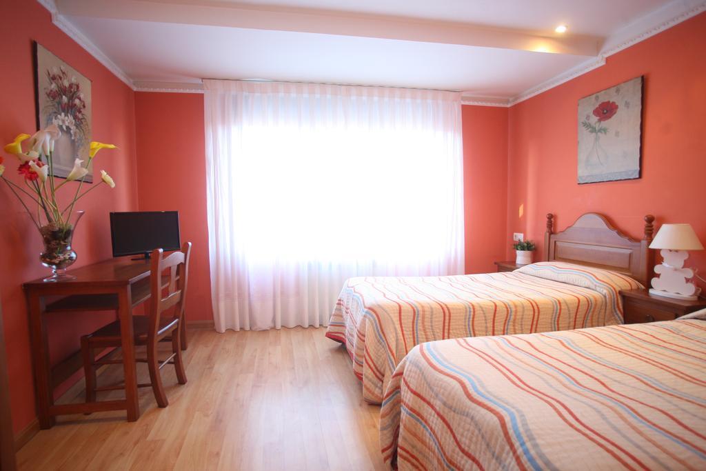 Hostal Vitorina Soria Kültér fotó
