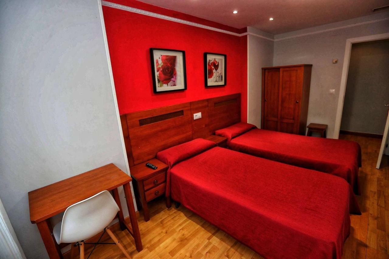 Hostal Vitorina Soria Kültér fotó